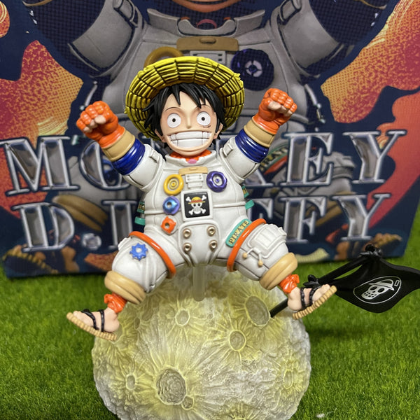 Title Page 002 Astronaut Luffy - ONE PIECE - Yz Studios [IN STOCK]